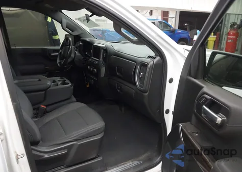 2021 Chevrolet Silverado 1500 4Wd Short Bed Lt z USA, uszkodzony, nr VIN 1GCUYDED0MZ239871